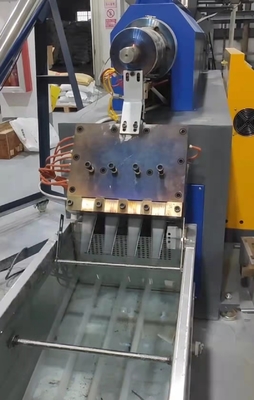 テープおよび革紐のための380V/50Hzペット革紐の放出ライン50-600kg/h
