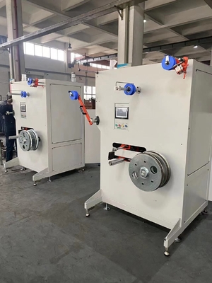 二重サーボ モーターを搭載する巻取り機機械80KGを紐で縛るフル オートマチックのプラスチックPP