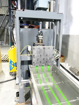 テープおよび革紐のための張力&gt;850kgの機械を作るフル オートのプラスチック革紐の生産ライン120KWペット革紐
