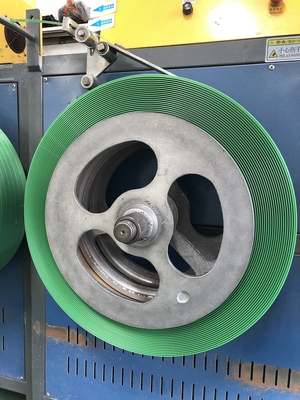 PP PETストラップ製造機械 ツインスクリュー 200-350kg/H 生産能力 レンガ炉産業用