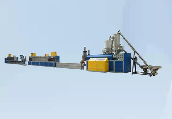 プラスチックのパッキングベルトを作る機械 100KWポリプロピレンストラッピングバンドエクストルーダーPP プラスチックのストラッピング生産ライン